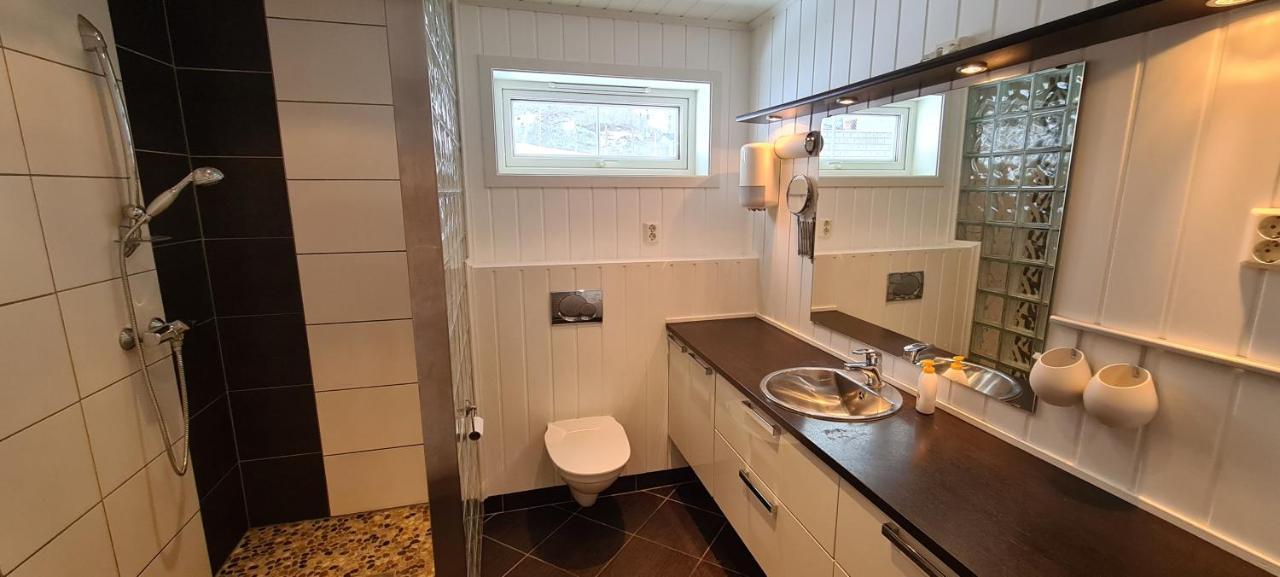 Cheerful 4-Bedroom Home With Fireplace, 1,5Km From Flam Center Аурлан Екстериор снимка